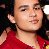julianmakeupp social profile avatar